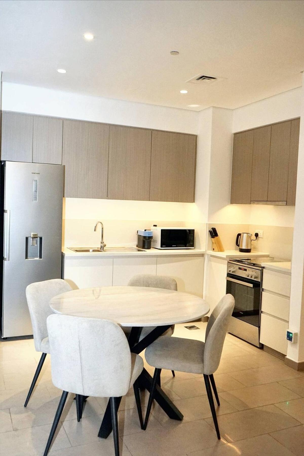 1br Fully Furnished In Apartment